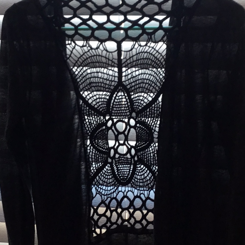 Cover up - Picture 2 of 2